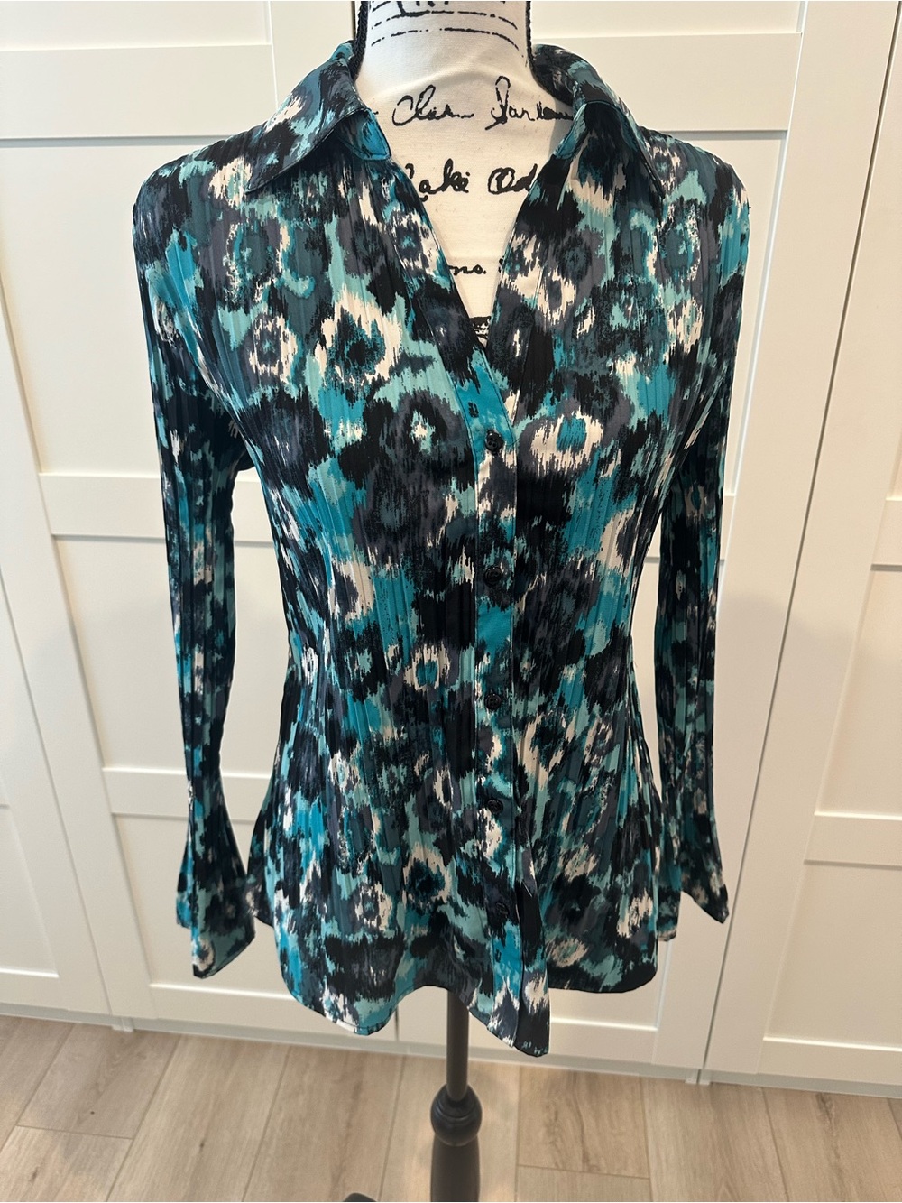 Apt. 9 Turquoise & Black Abstract Button-Down Blouse size Large